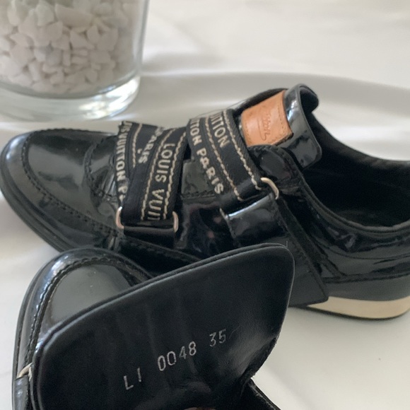 LOUIS VUITTON Black Patent Leather Trainers - Picture 16 of 16